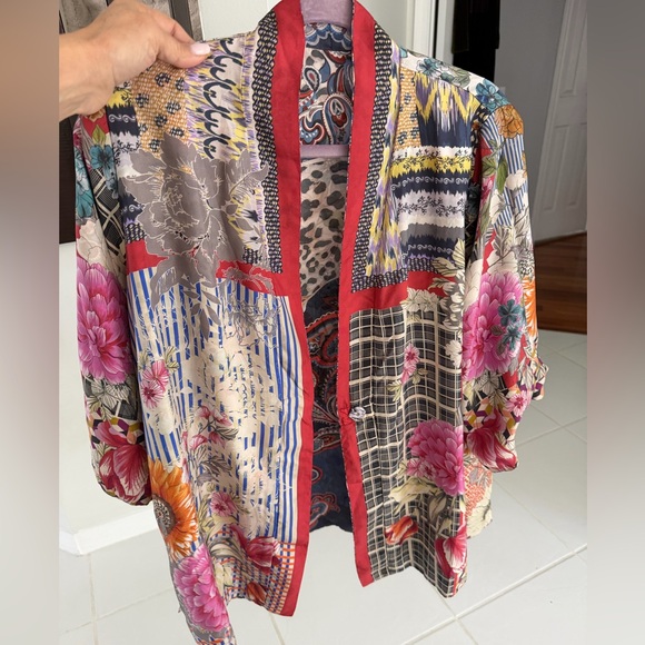 Johnny Was Betsy Emilia Reversible Kimono 100% silk Women's Tops in size large - Picture 14 of 14